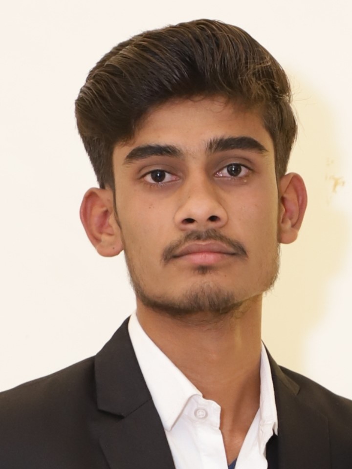 Himanshur - team member profile photo
